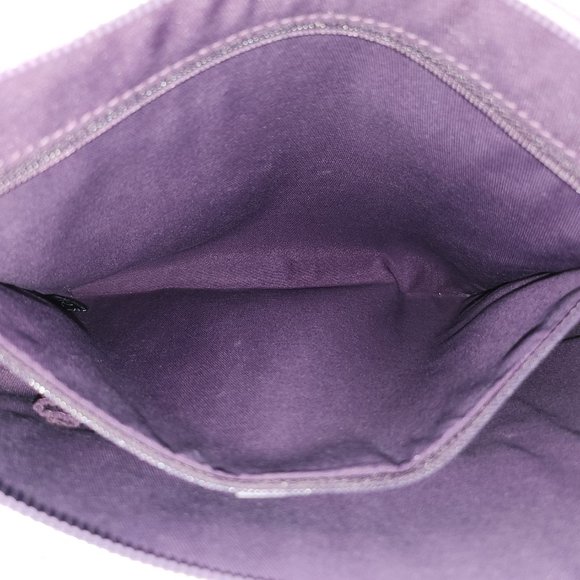 Gucci Guccissima Leather Crossbody Bag - Picture 11 of 16